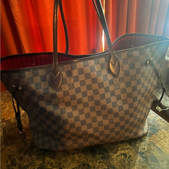 Louis Vuitton Brown Checkered Tote Bag - Picture 13 of 16